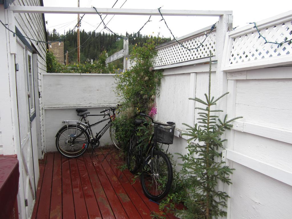 Casey'S Bed & Breakfast Whitehorse Habitación foto